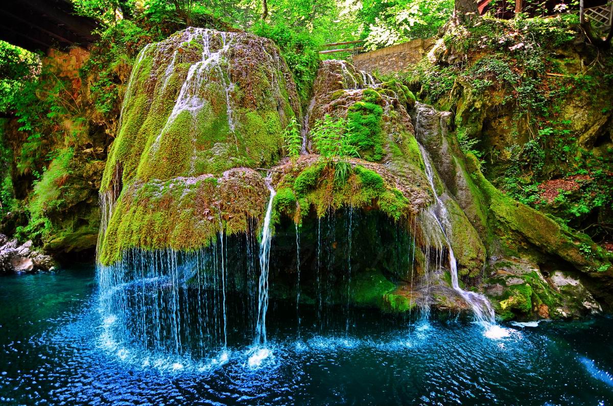 Bigăr.Waterfall.original.1405.jpg